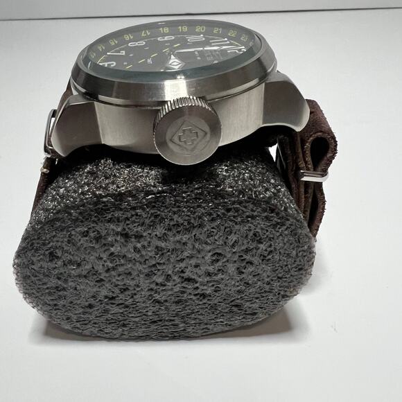 Invicta Mens Aviator Model 18886 Stainless Steel Quartz Watch - Picture 3 of 9